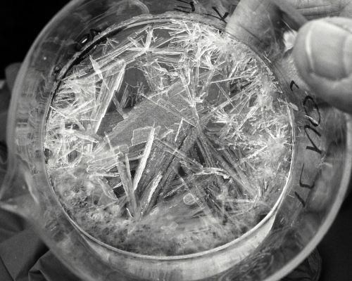 Krása krystalů KNO3